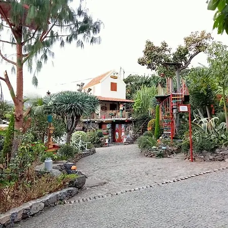 Antiga Fabrica Da Manteiga By An Island Apart 펜션 *