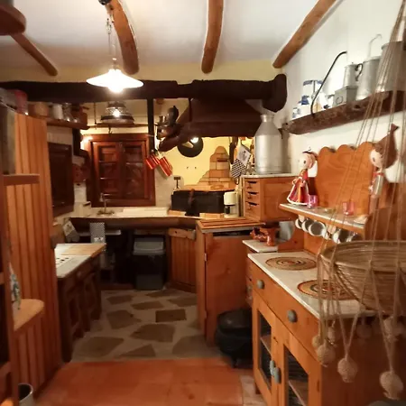 Antiga Fabrica Da Manteiga By An Island Apart Арку-да-Кальета