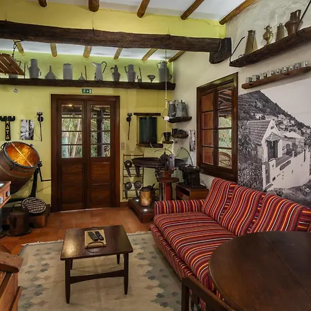 Antiga Fabrica Da Manteiga By An Island Apart *