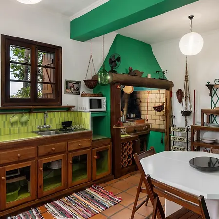 Antiga Fabrica Da Manteiga By An Island Apart 펜션 아르코다카헤타