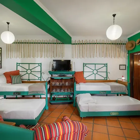 Дом отдыха Antiga Fabrica Da Manteiga By An Island Apart Арку-да-Кальета