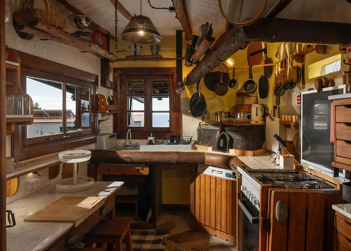 Antiga Fabrica Da Manteiga By An Island Apart Arco da Calheta (Madeira)