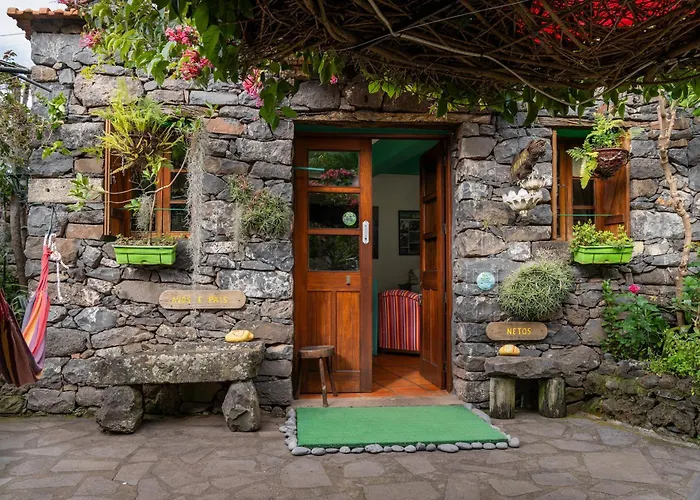 Antiga Fabrica Da Manteiga By An Island